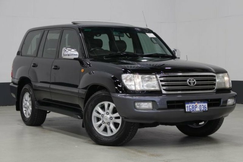 2004 toyota landcruiser sahara Clearance