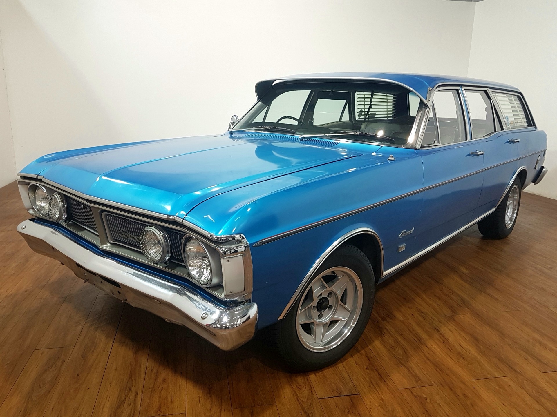 1971 FORD FAIRMONT XY 3 SPEED AUTO WAGON - JFFD5064325