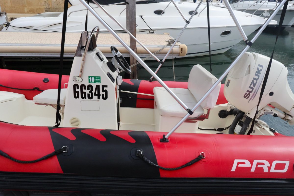 2017 ZODIAC PRO 500 INFLATABLE BTFD5290217 BOATTRADER