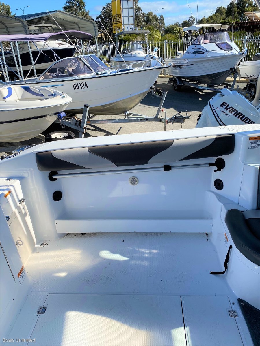 2008 WHITTLEY SL2400 CUDDY CABIN BTFD5199767 BOATTRADER