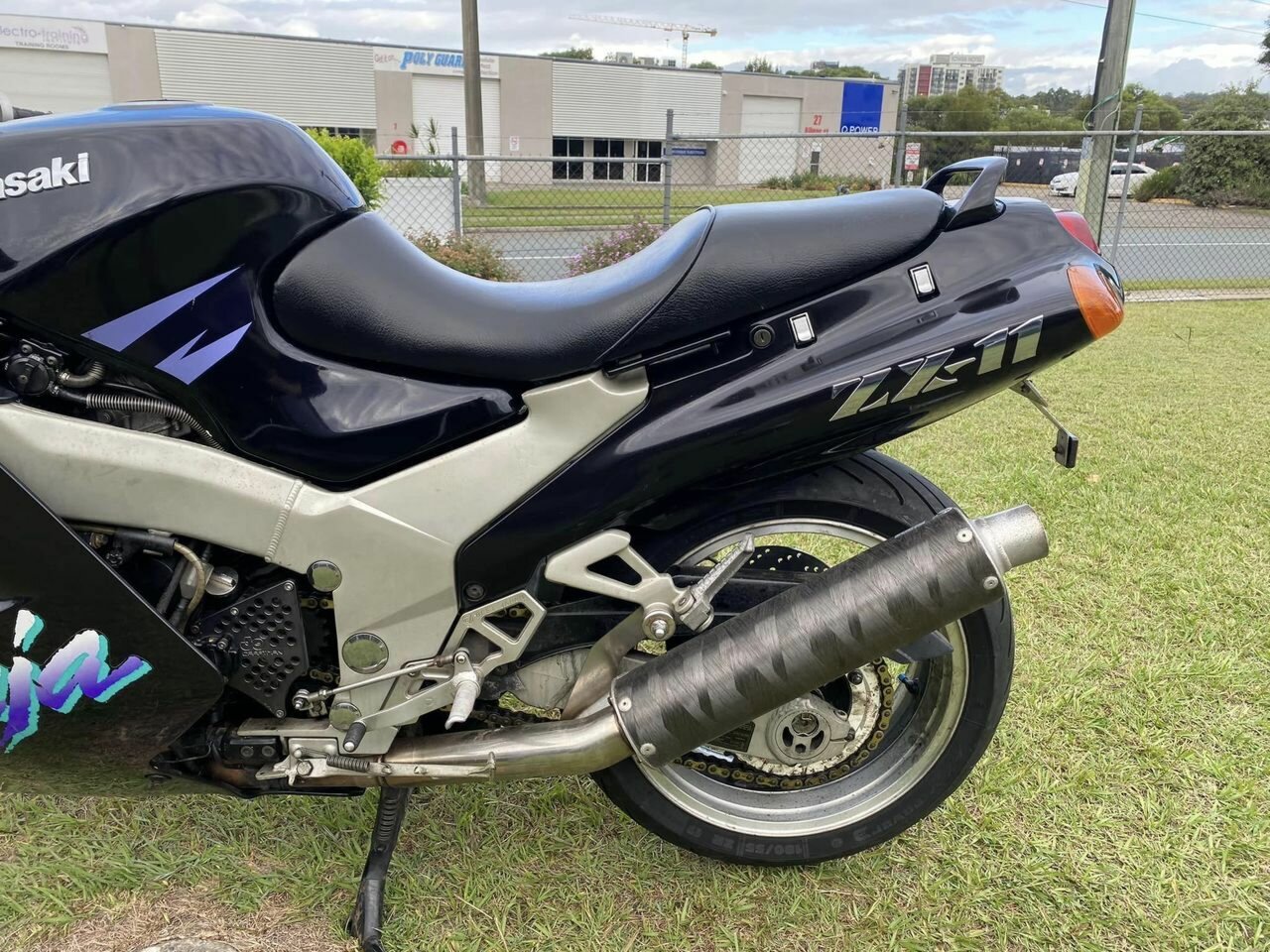 1995 KAWASAKI ZZR1100 ROAD - JBFD5247952 - JUST BIKES