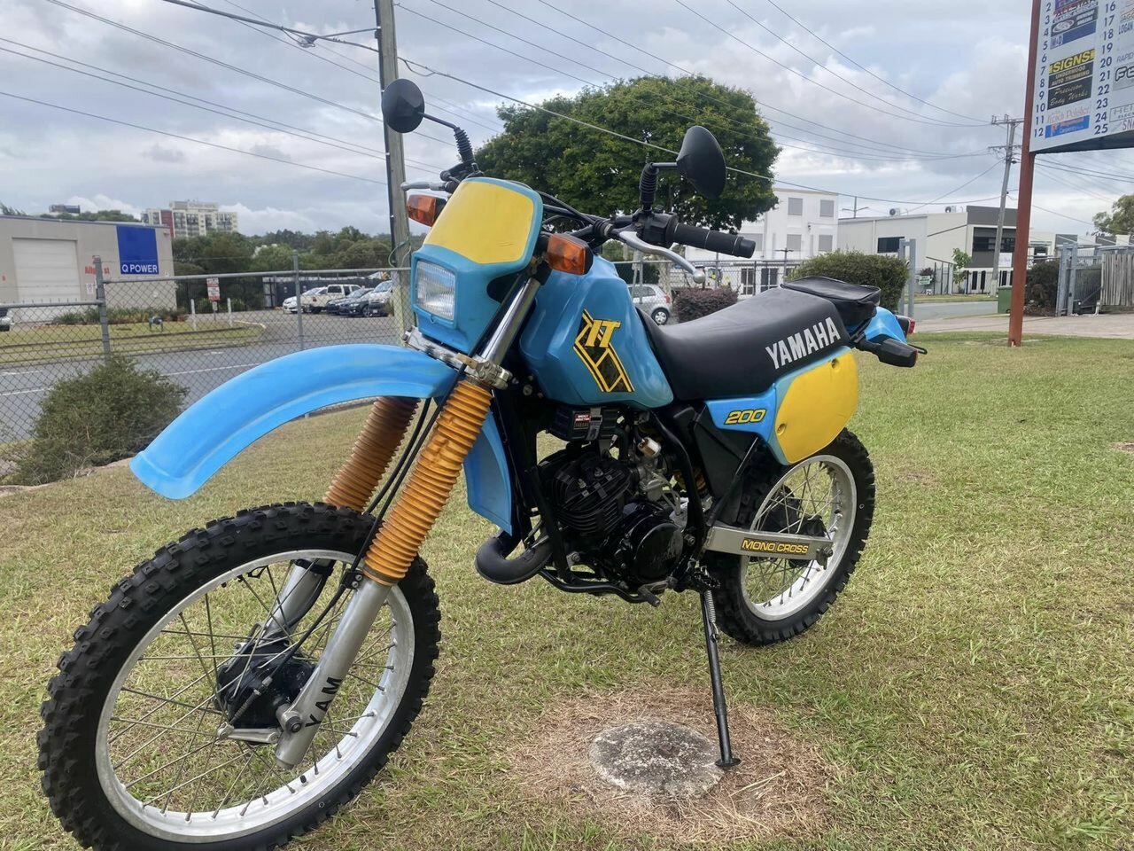 1985 YAMAHA IT200 ENDURO JBFD5250929 JUST BIKES