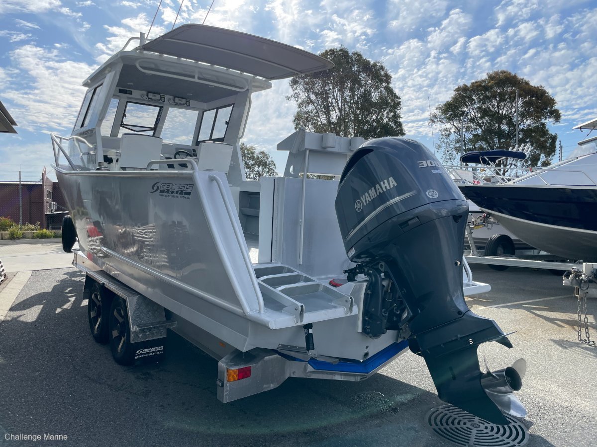 2018 GENESIS 730XL CUDDY CABIN BTFD5239740 BOATTRADER