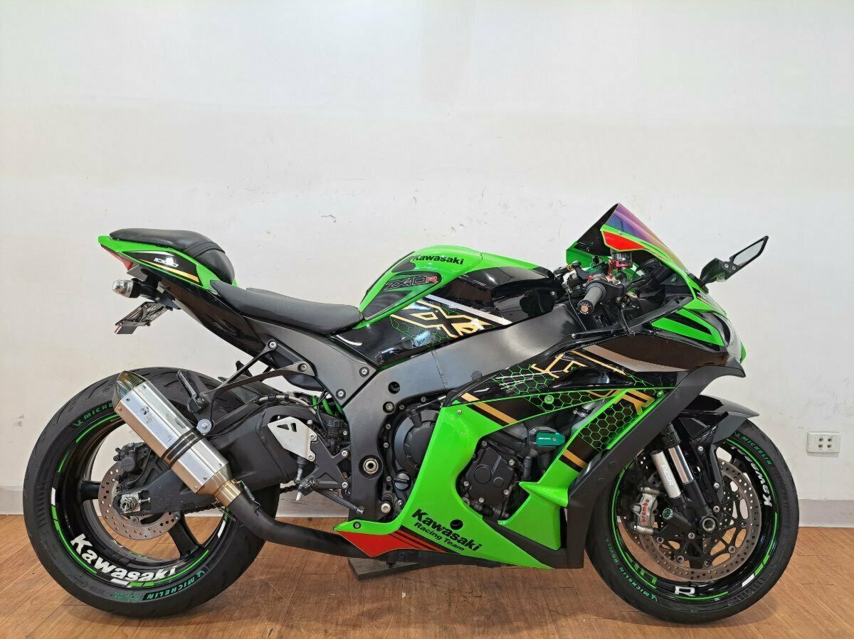 こうへい　Green Goliath BB10 2007 KAWASAKI NINJA ZX-10R GREEN with 5238 miles - Used