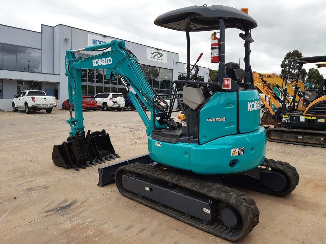 2017 KOBELCO SK35SR 6 EXCAVATOR JHFD5086131 JUST HEAVY EQUIPMENT