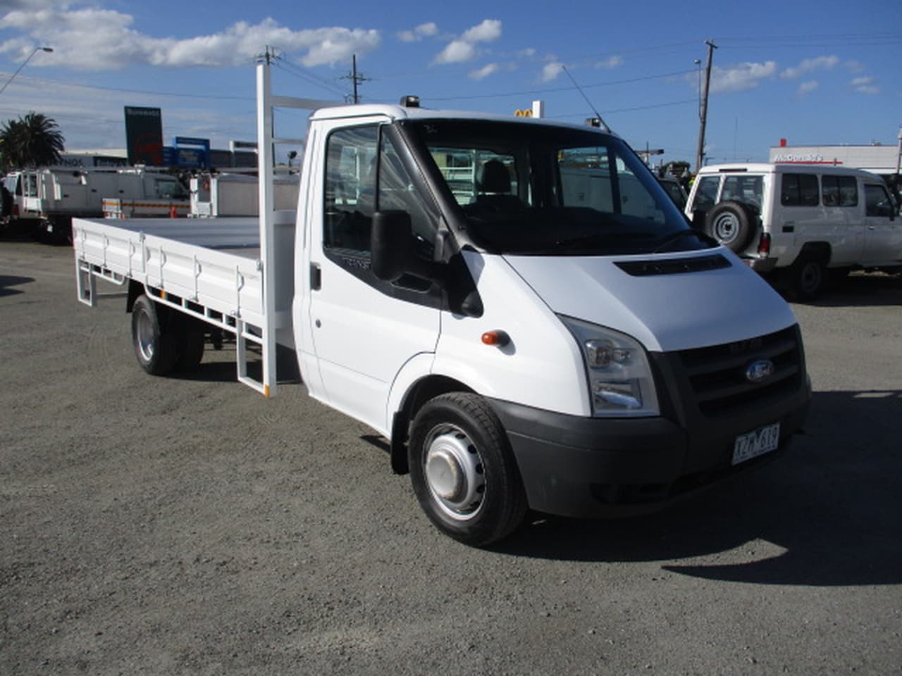 2010 FORD TRANSIT VM MANUAL CAB CHASSIS JCFFD5011451 JUST TRUCKS