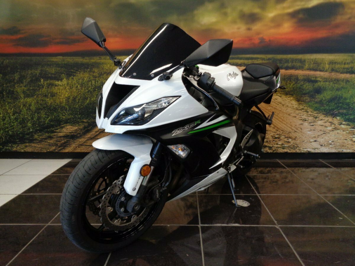 2015 KAWASAKI ZX-6R (ZX636) NINJA SPORTS - JBFD5276241