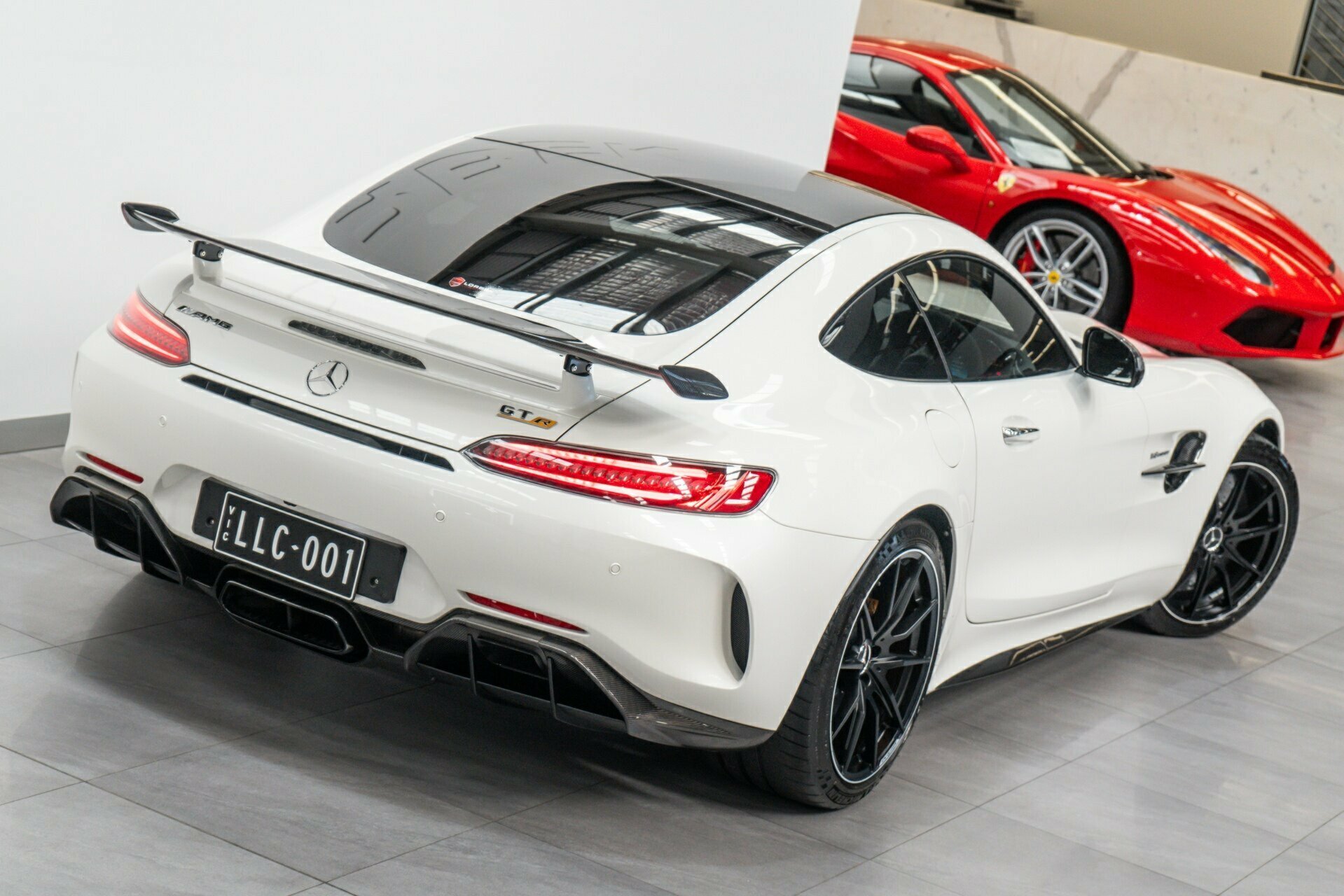 2018 MERCEDESAMG GT 190 MY18 R 7 SP AUTO DUAL CLUTCH 2D JCFD5174089