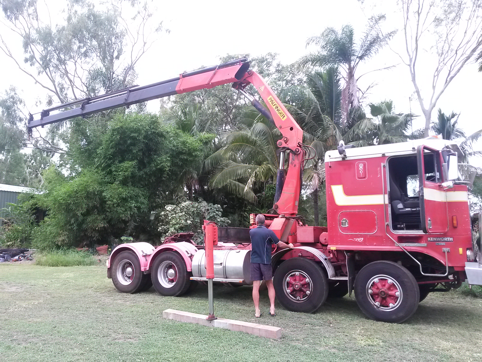 1995 Kenworth K100e Crane Truck - JTW5100270 - JUST TRUCKS