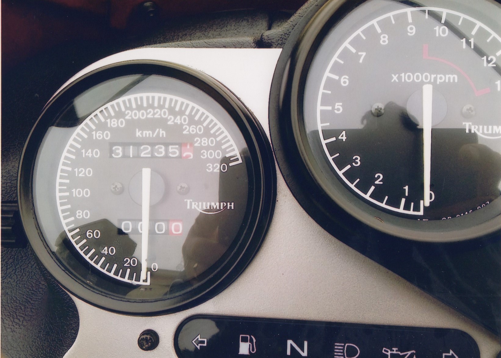 1998 triumph sprint 900