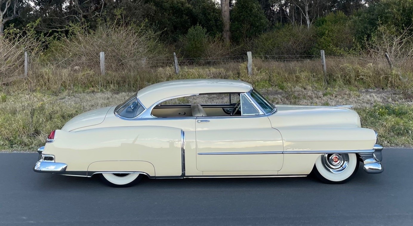 Cadillac Open Type 1950 白 Cadillac Open Type 1950 白 1950'S CADILLAC OPEN Model Car