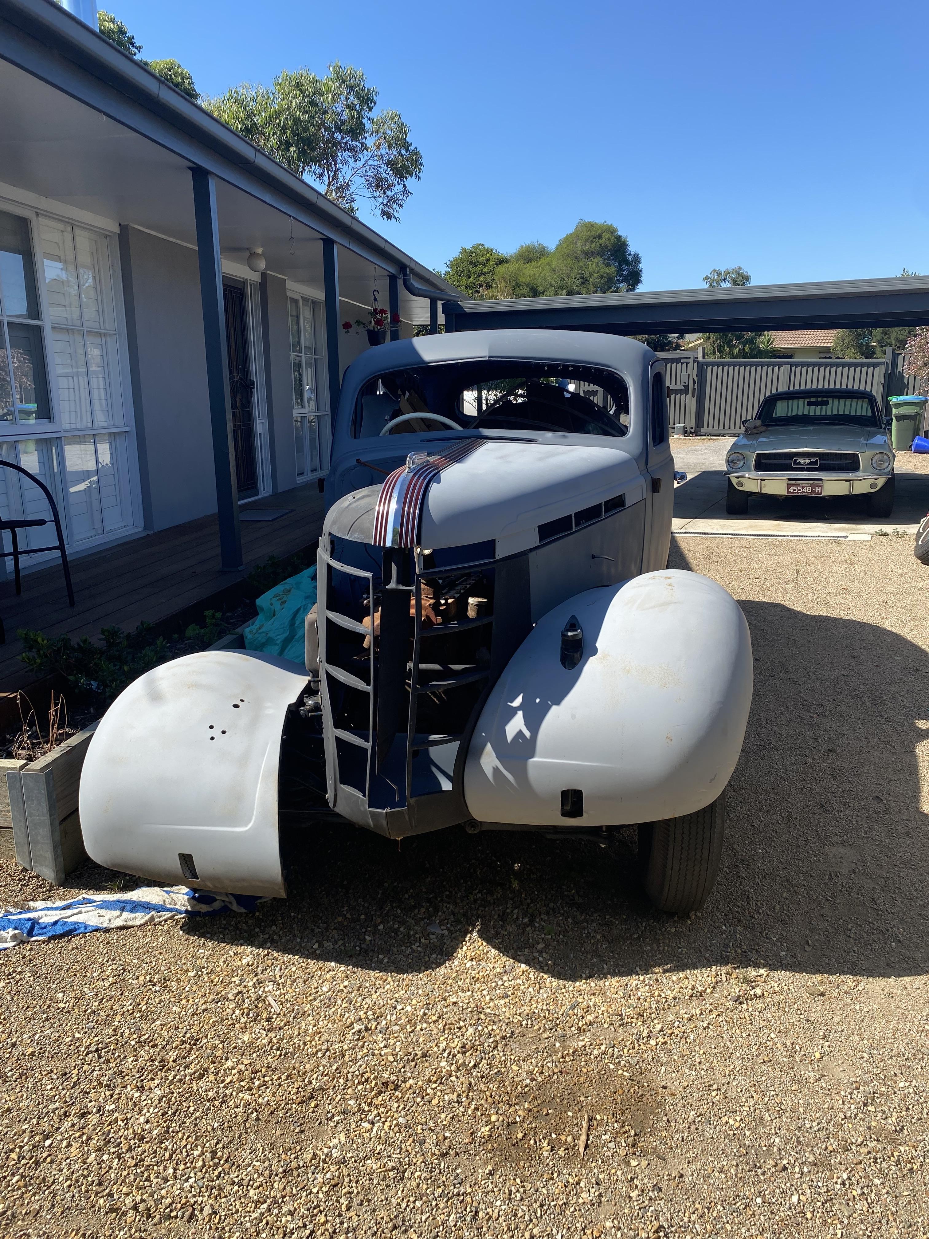 1937 PONTIAC DELUXE SEDAN - JCW5225221 - JUST CARS