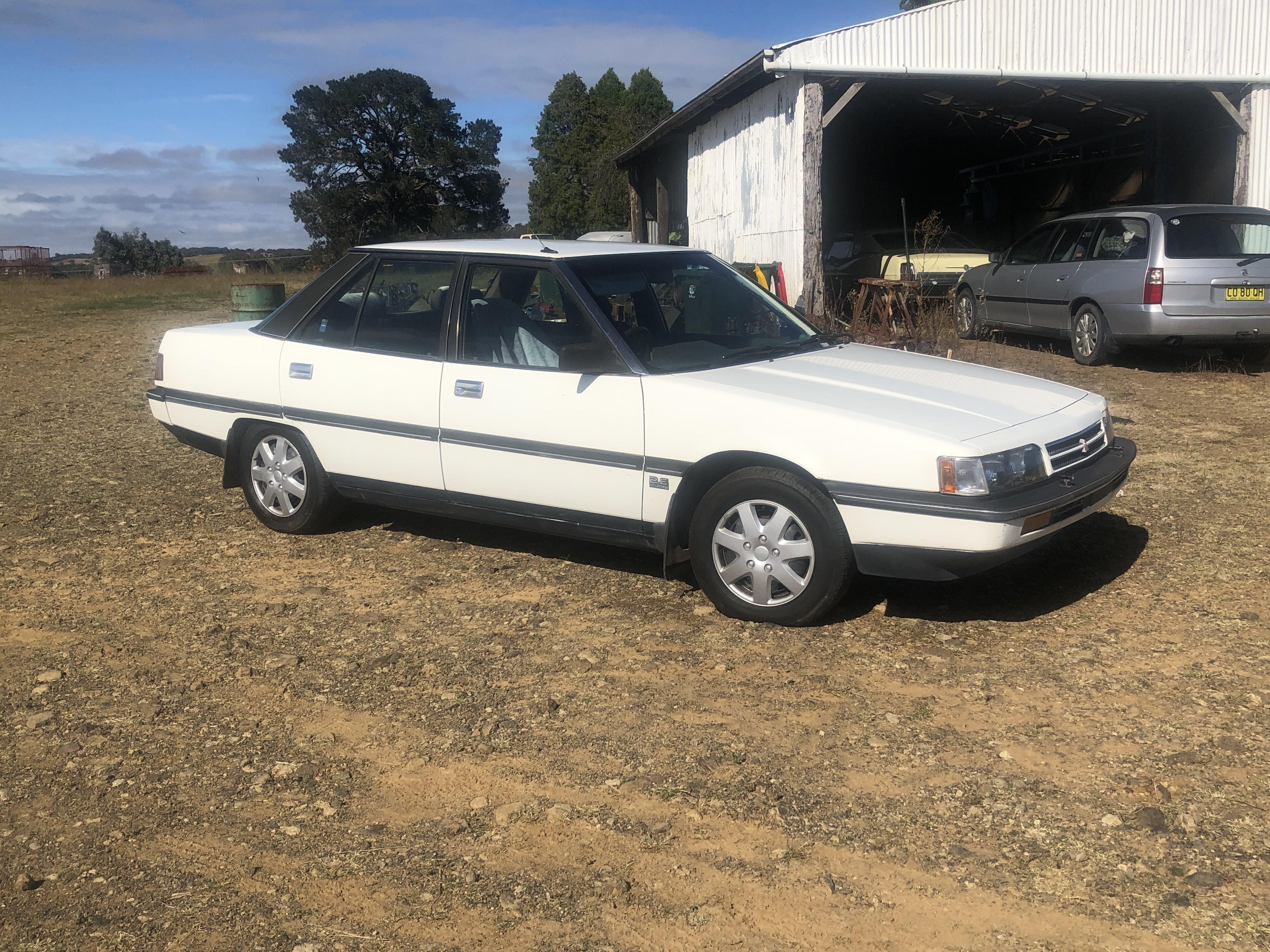 1989 MITSUBISHI MAGNA TP SE SEDAN JCW5237187 JUST CARS