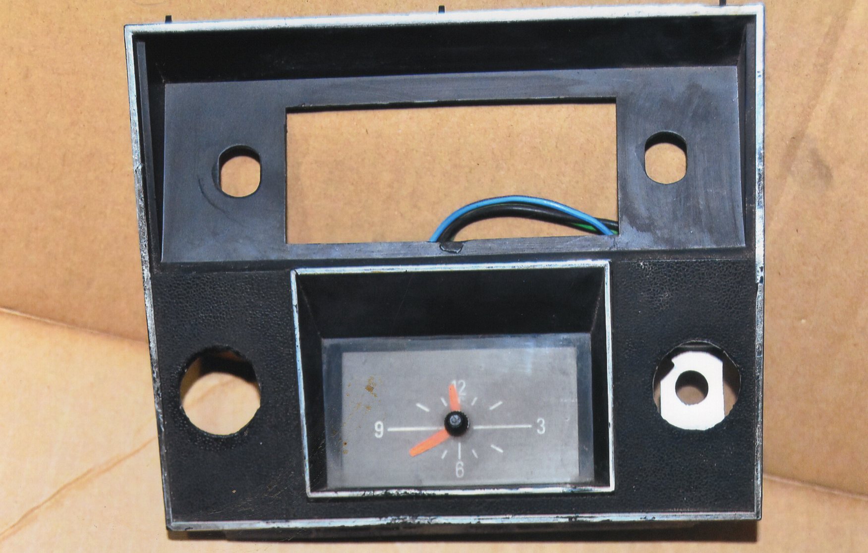 CLOCK DASH XCZH FAIRLANE 1976 JPM5239477 JUST PARTS