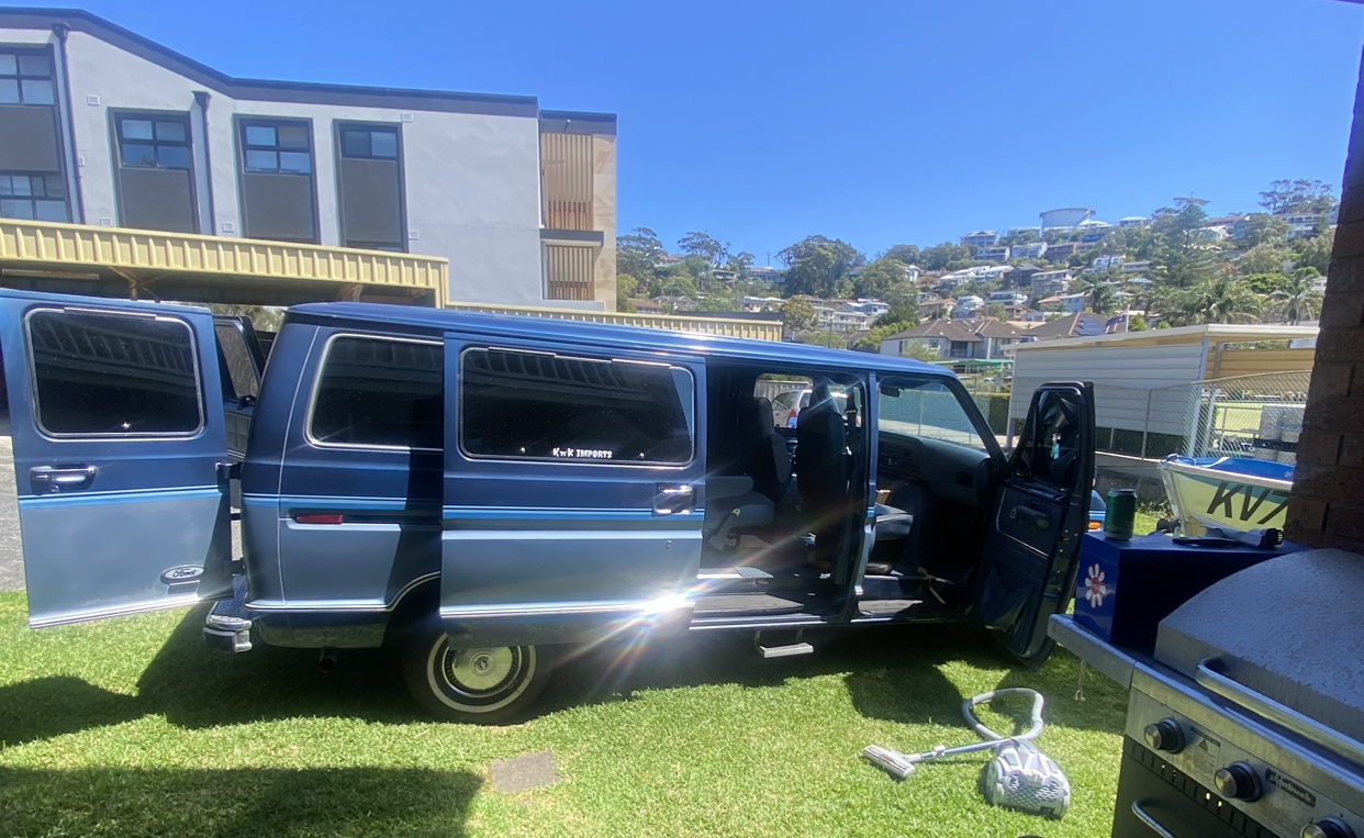 M2 1986 Ford Econoline Van Go 3台セット超希少‼️ M2 1986 Ford Econoline Van Go Set Of 3 | eBay