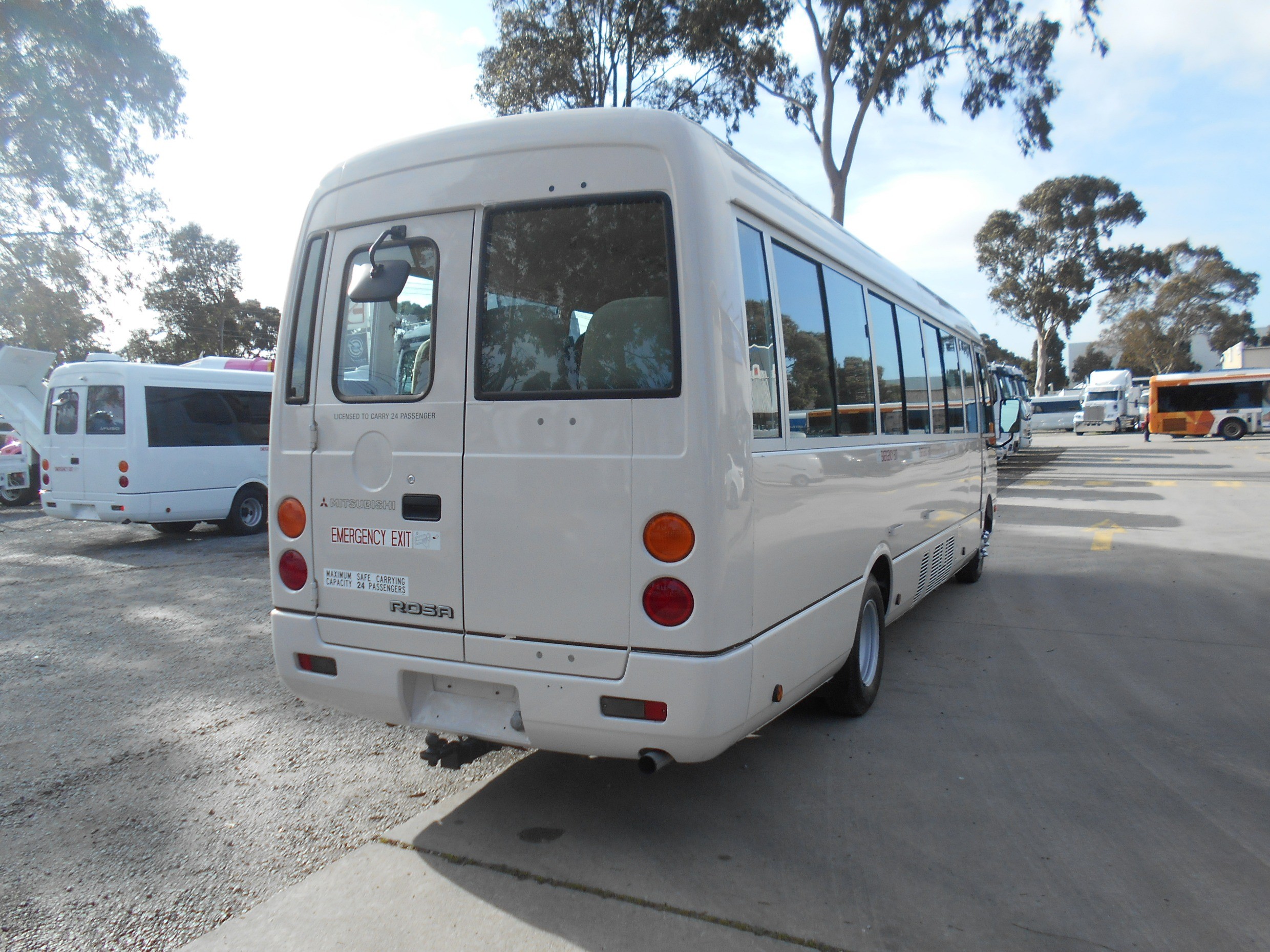 Delux Bus Sys: The Future Of Comfortable Travel? - c5v28fc