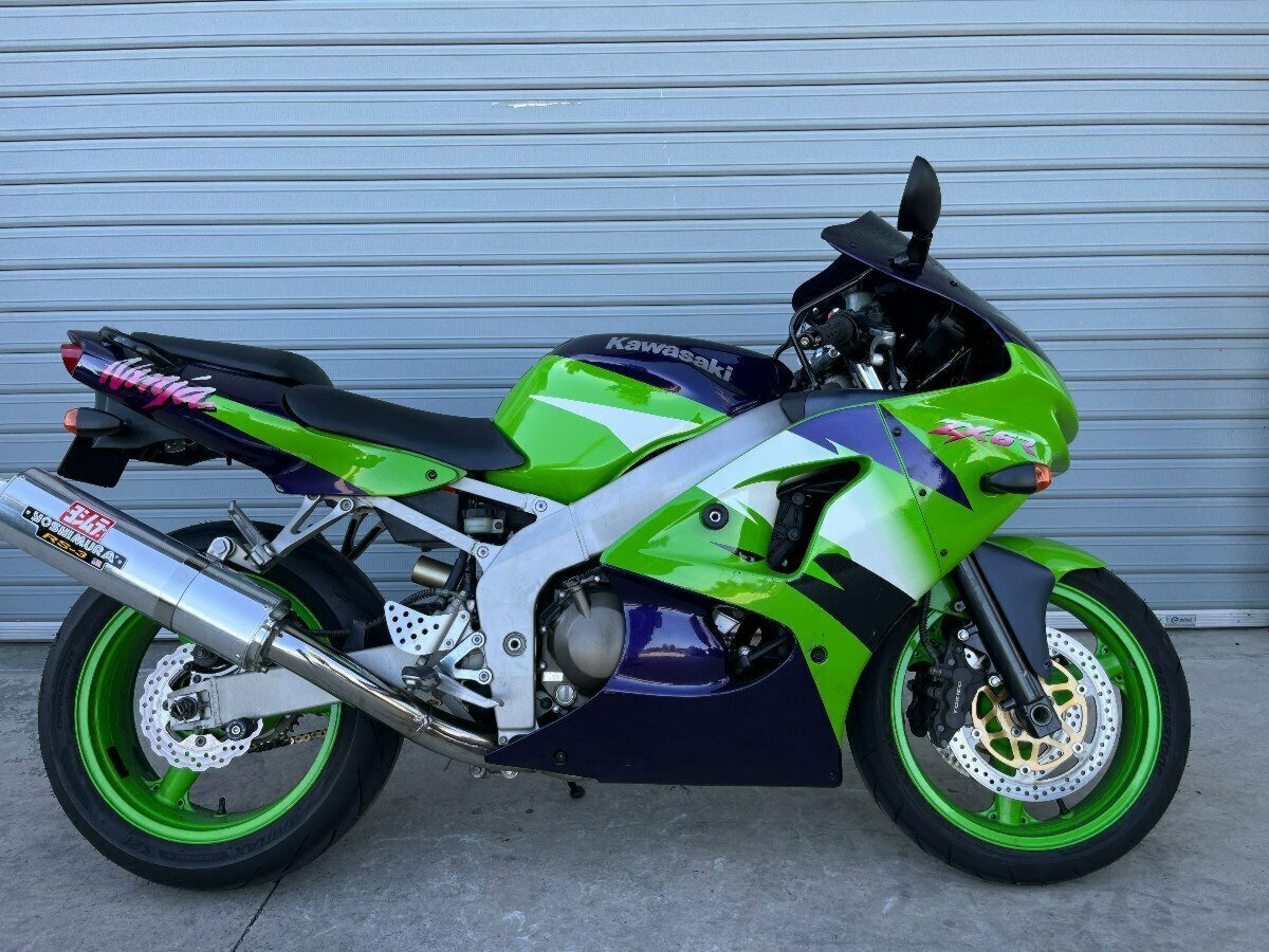 ブル 1998 KAWASAKI ZX-6R (ZX600) NINJA SPORTS - JBFD5326086 - JUST BIKES