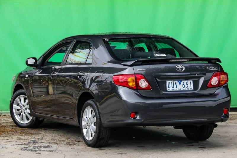thumbnail image 2 of Silver Mirror Cover Housing Cap For Toyota Corolla ZZE122R (05/2004-04/2007) - Color 1F7 2 of 4