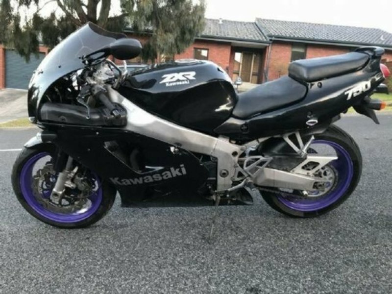 Cachaça‪‪❤︎‬値下げ交渉× 画像 No.2/14] ['89-]カワサキ ZXR400/250：満を持して登場した