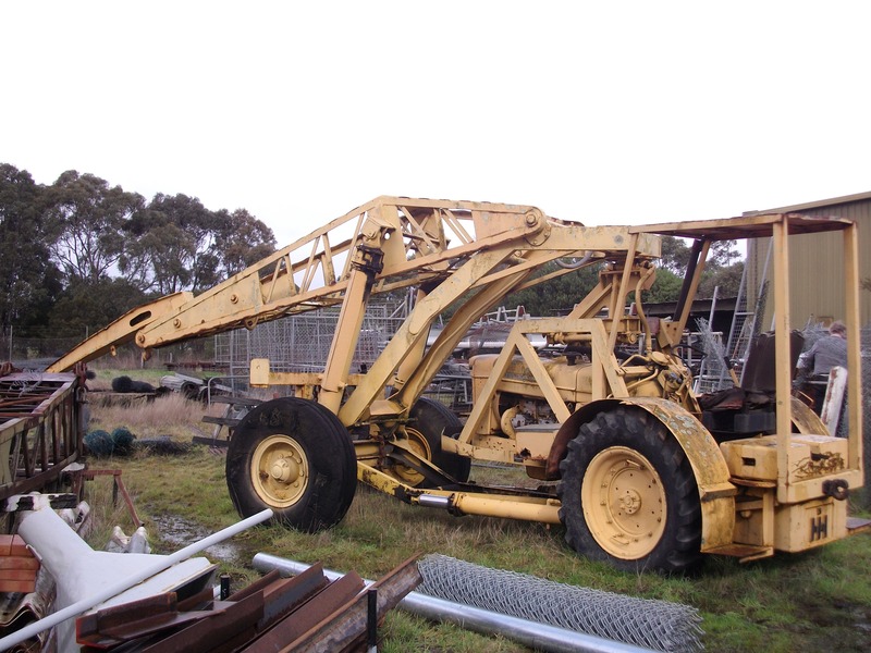 INTERNATIONAL TRACTOR CRANE/A412 JHW3690911 JUST HEAVY EQUIPMENT