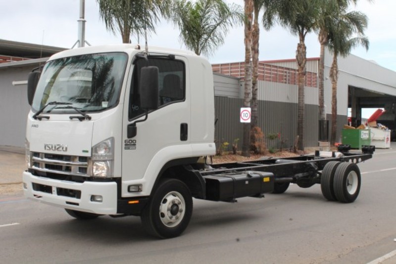 2014 ISUZU FRD 600 S AIRBAG SUSPENSION LOW KM'S TRUCK JTFD4111198