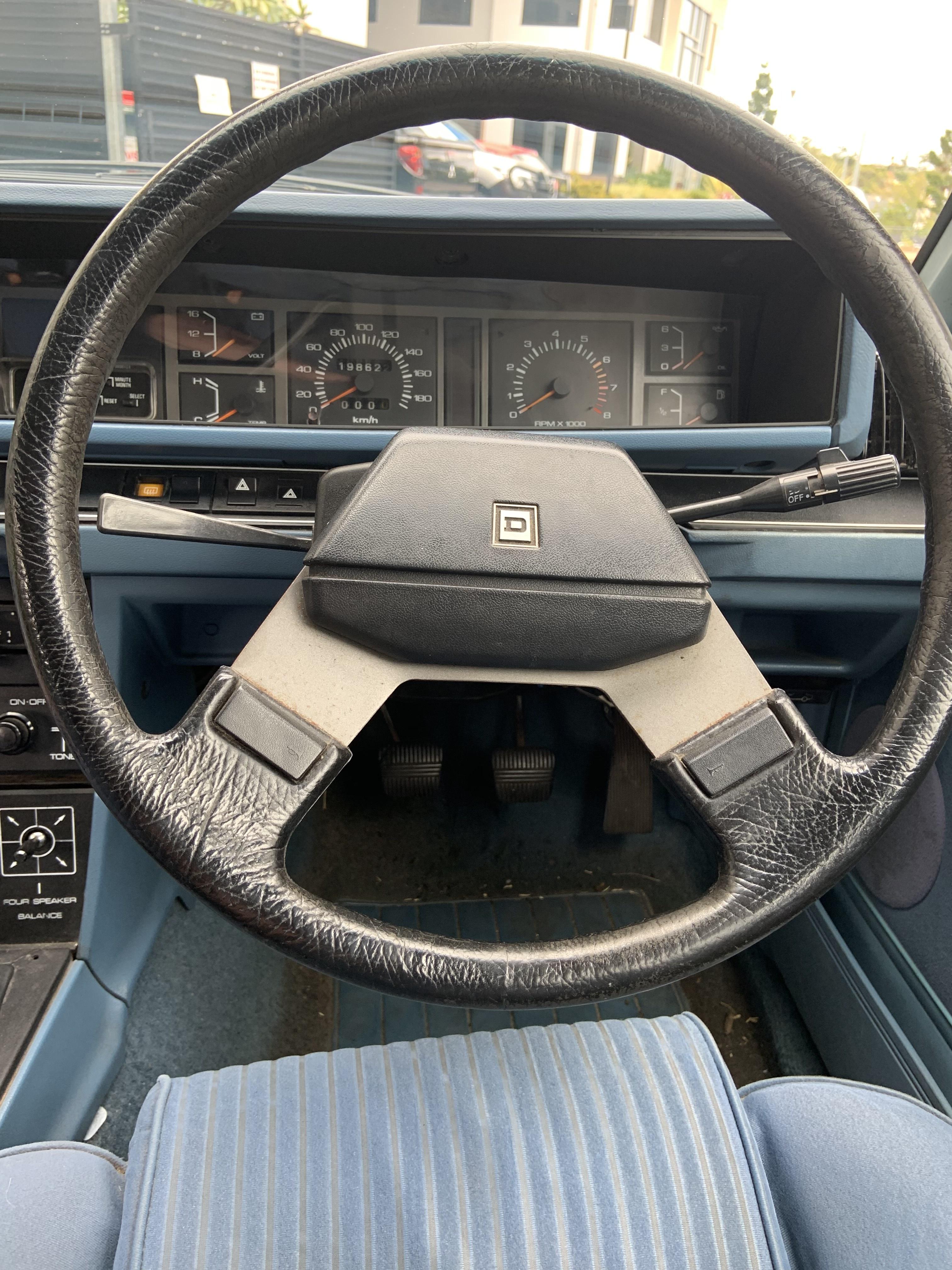 1982 NISSAN BLUEBIRD TRX SER I 4D SEDAN - JCW5048509 - JUST CARS