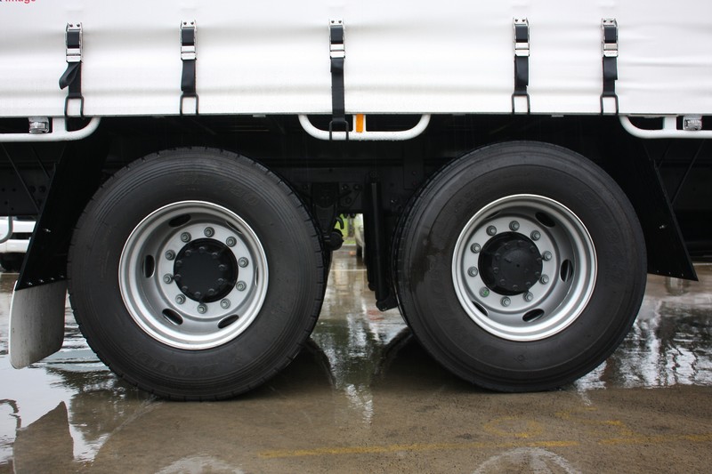 6X2 LAZY AXLE OPTION FOR UD CONDOR JUST HEAVY EQUIPMENT