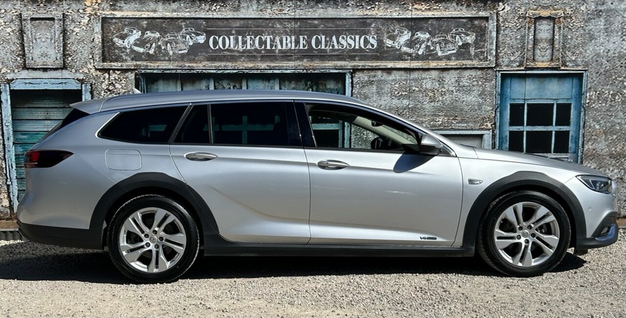 2018 holden commodore zb calais 9 sp automatic 4d wagon