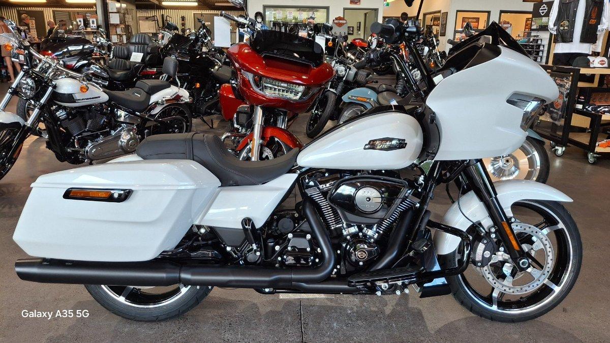 2025 harley-davidson road glide 117 (fltrx) tourer