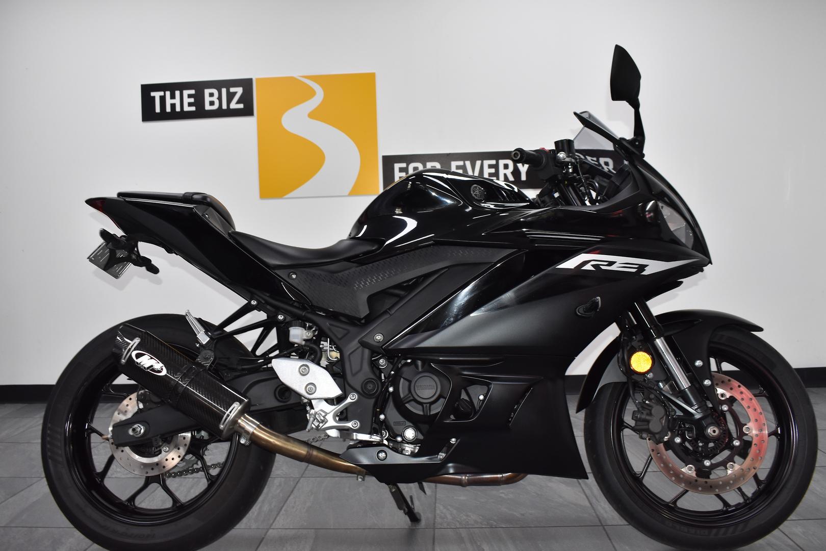 2024 yamaha yzf-r3 sports