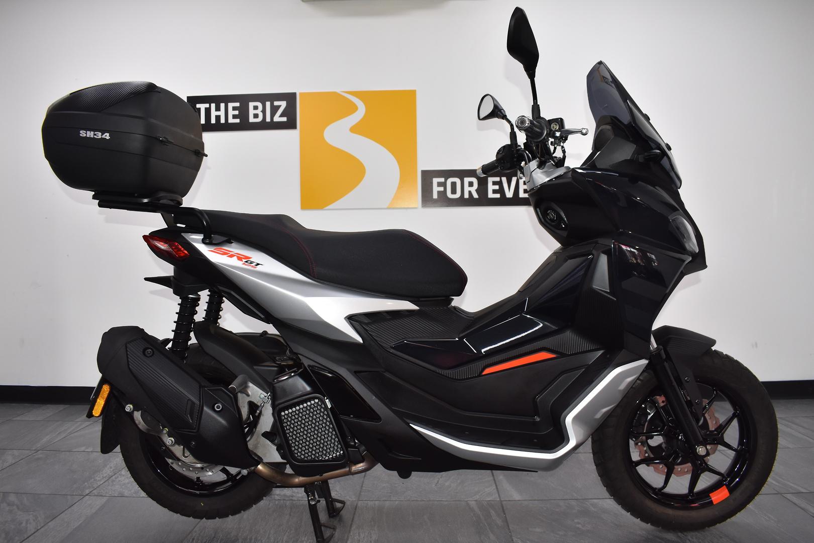2022 aprilia sr gt 125 scooter