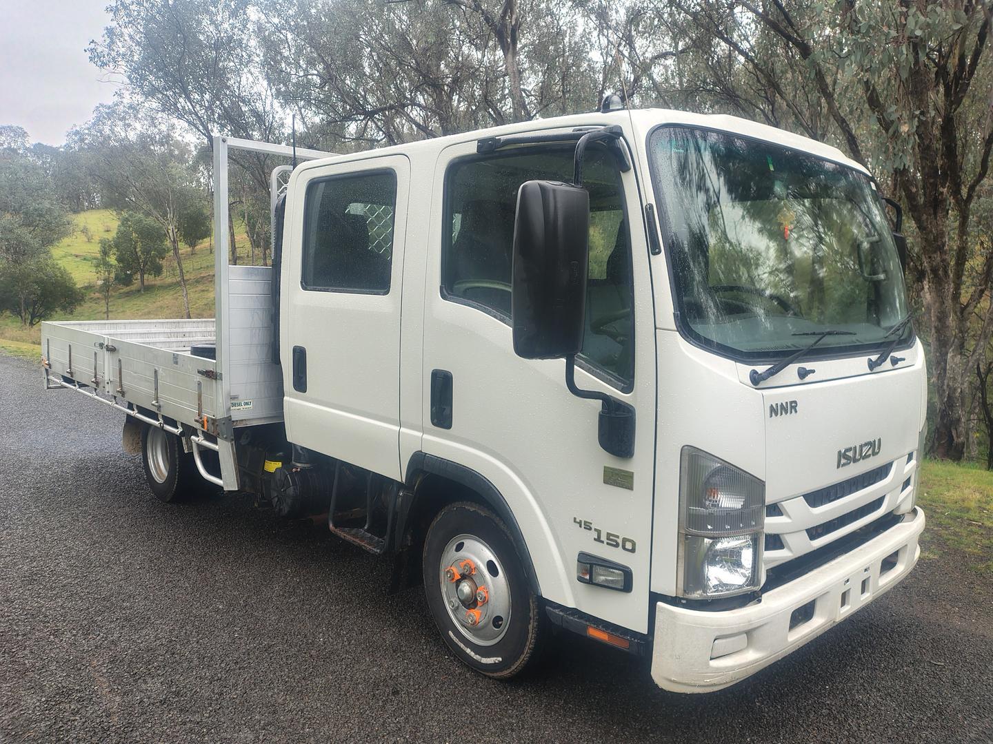 2001 isuzu fts fy 750 (4x4) 7 sp manual + o/drive crew tipper