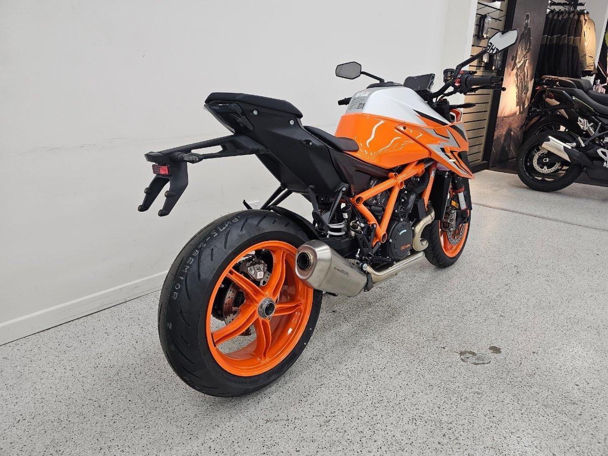 2023 ktm 1290 super duke r sports