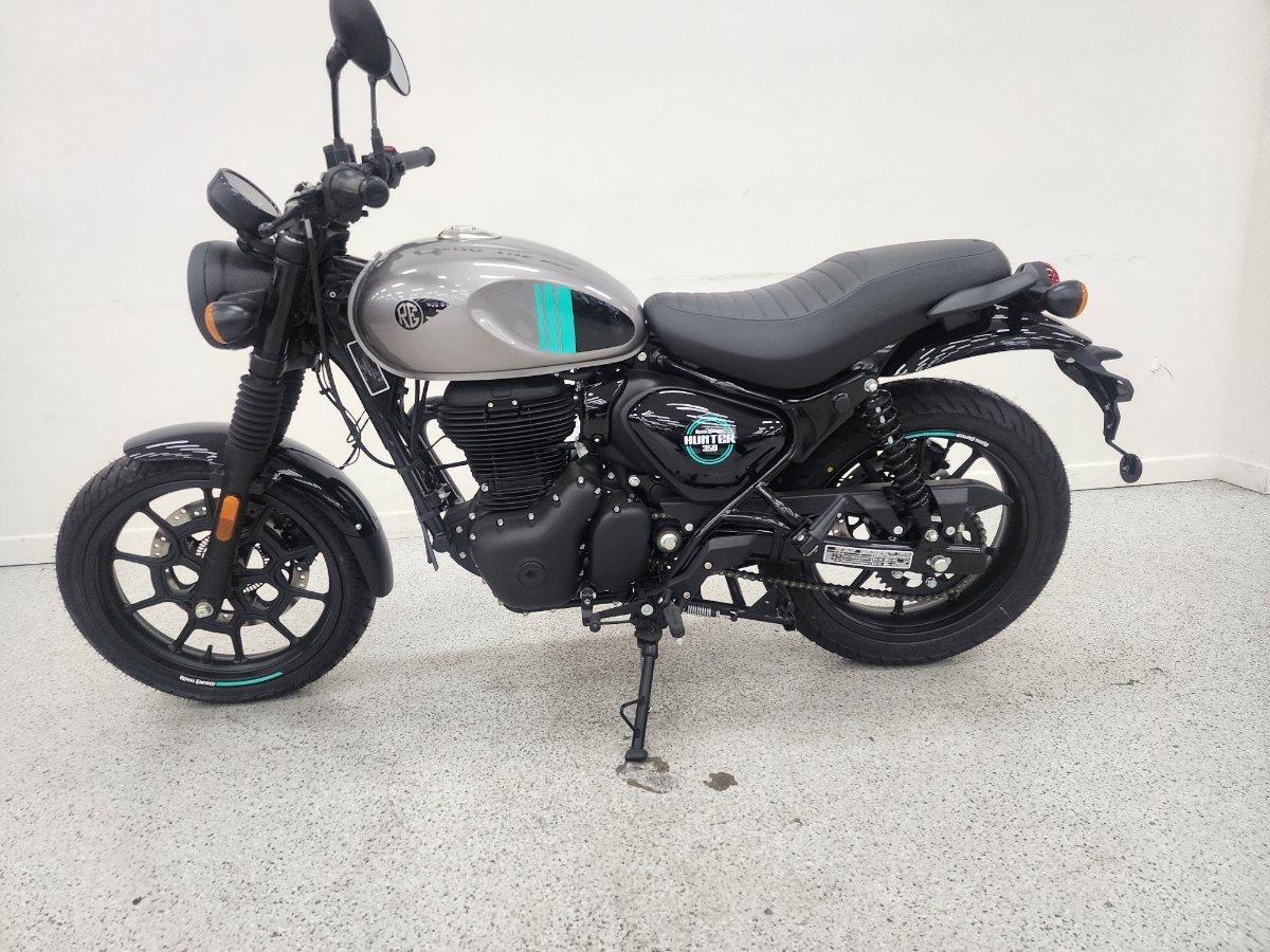 2025 royal enfield hunter 350 road