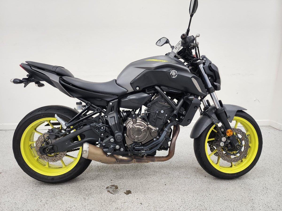 2018 yamaha mt-07 lams road
