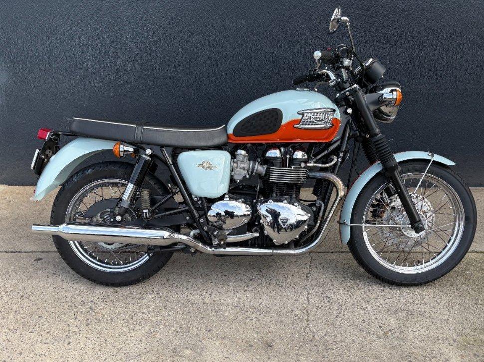 2009 triumph bonneville t100 50th anniversary road