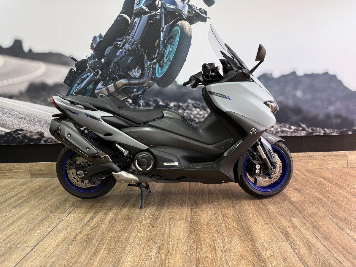 2020 yamaha tmax 560 scooter