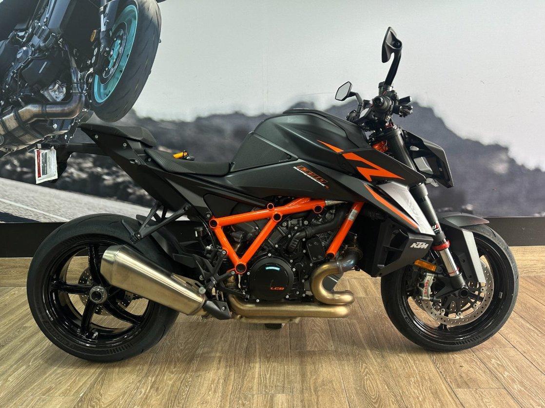 2024 ktm 1390 super duke r sports