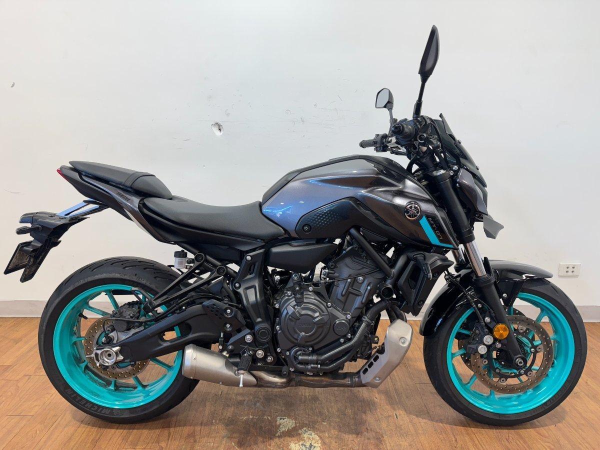 2024 yamaha mt-07 lams road