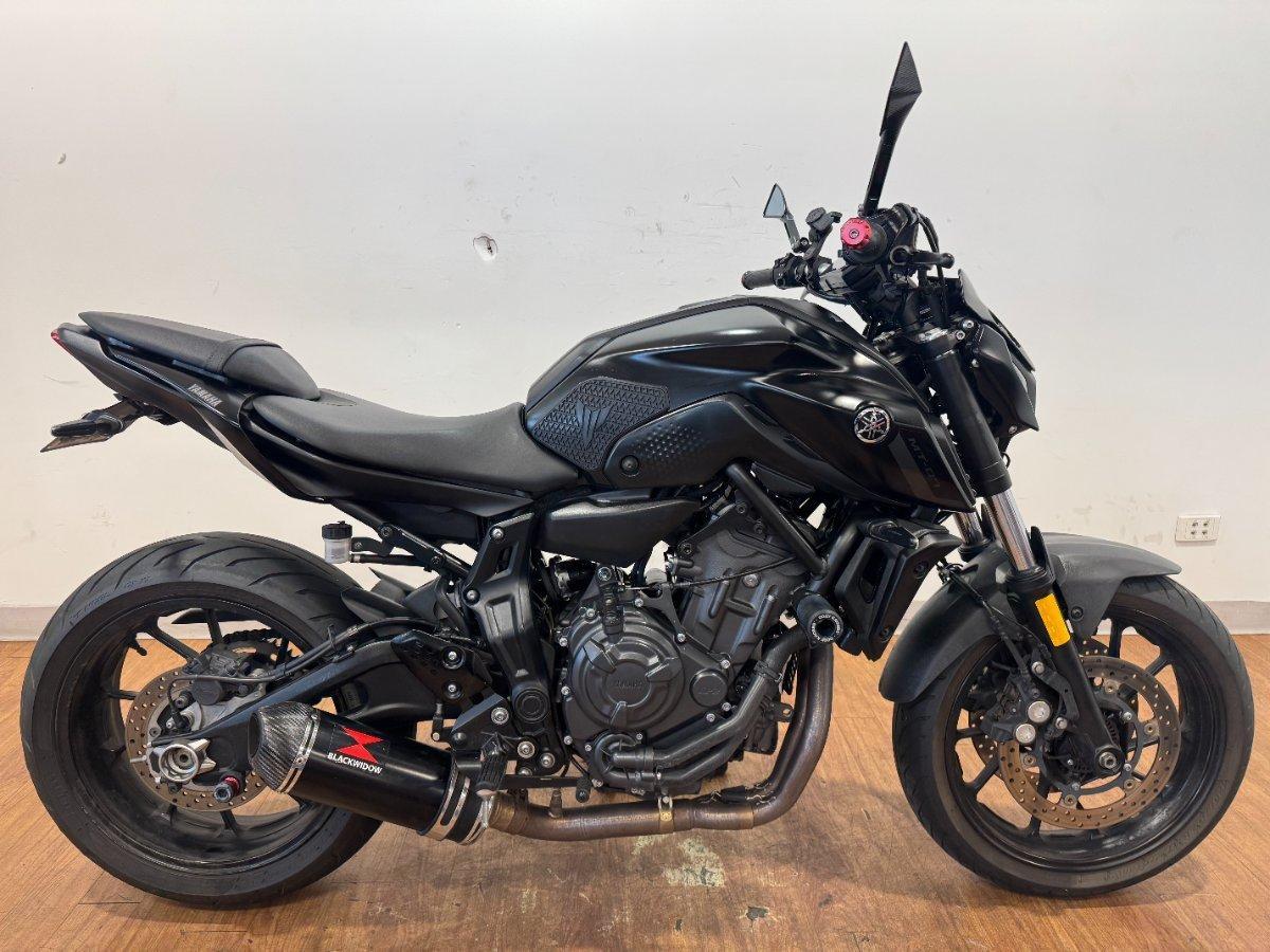 2022 yamaha mt-07 lams road