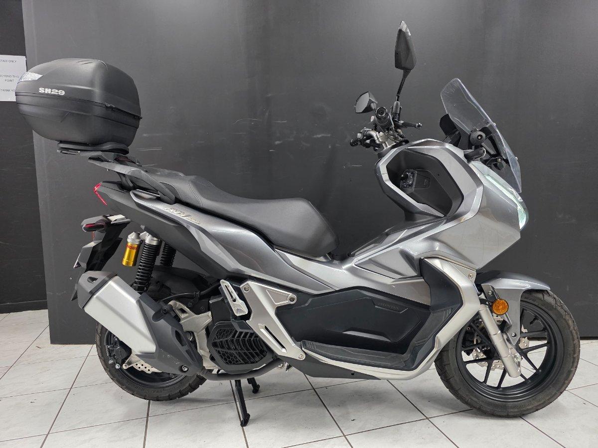 2021 honda adv150 scooter