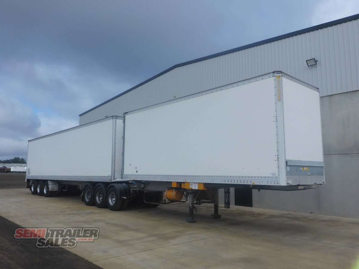 2002 maxitrans 34 pallet pantech b double set trailer