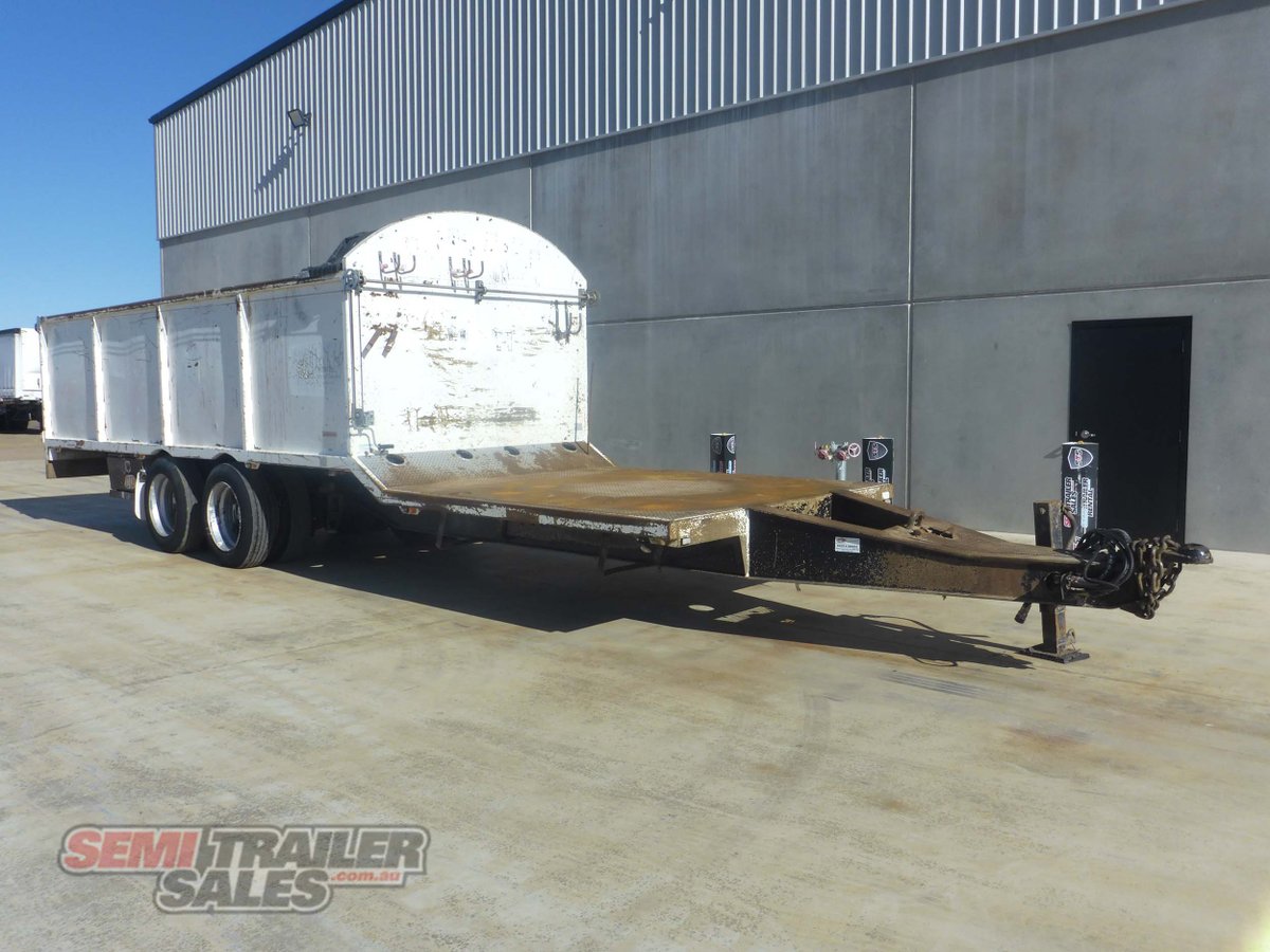 2010 boomer plant walking floor pig trailer
