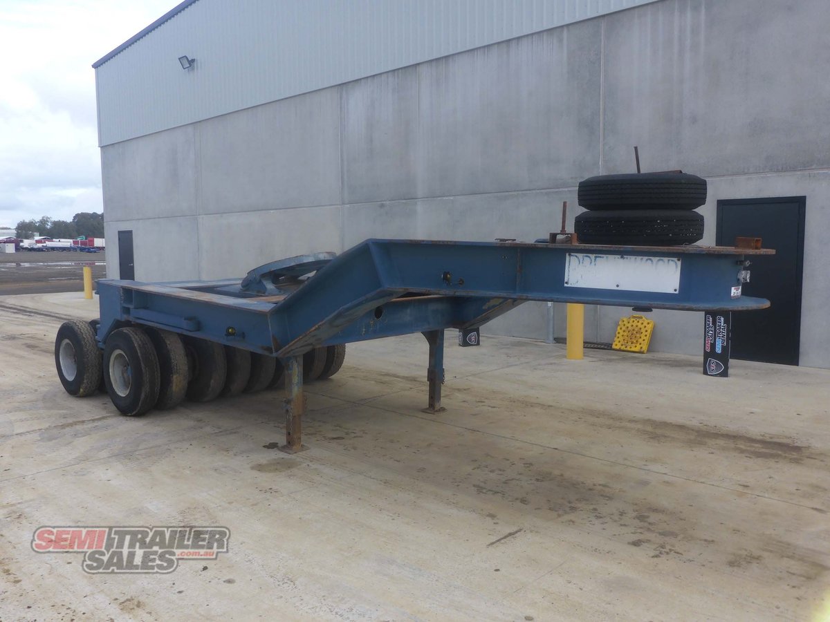 1986 brentwood 2 x 8 low loader dolly trailer