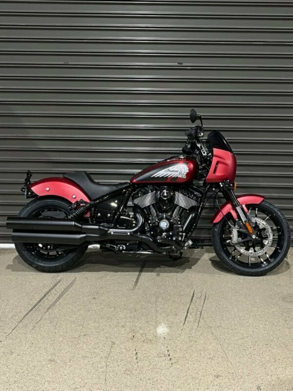 2024 indian 1900cc sport chief dark cruiser