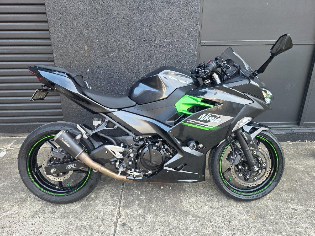 2023 kawasaki ninja 400 (ex400g) sports