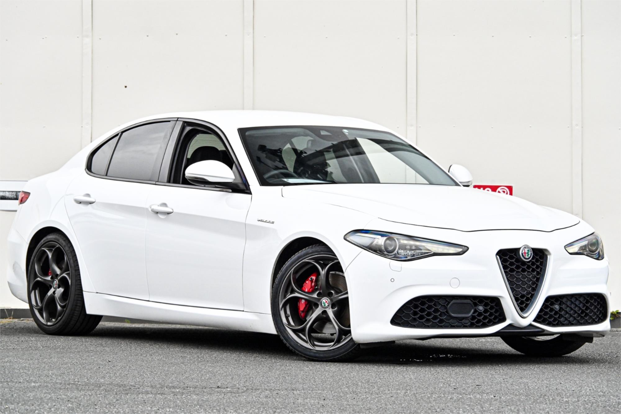 2018 alfa romeo giulia veloce sports automatic sedan