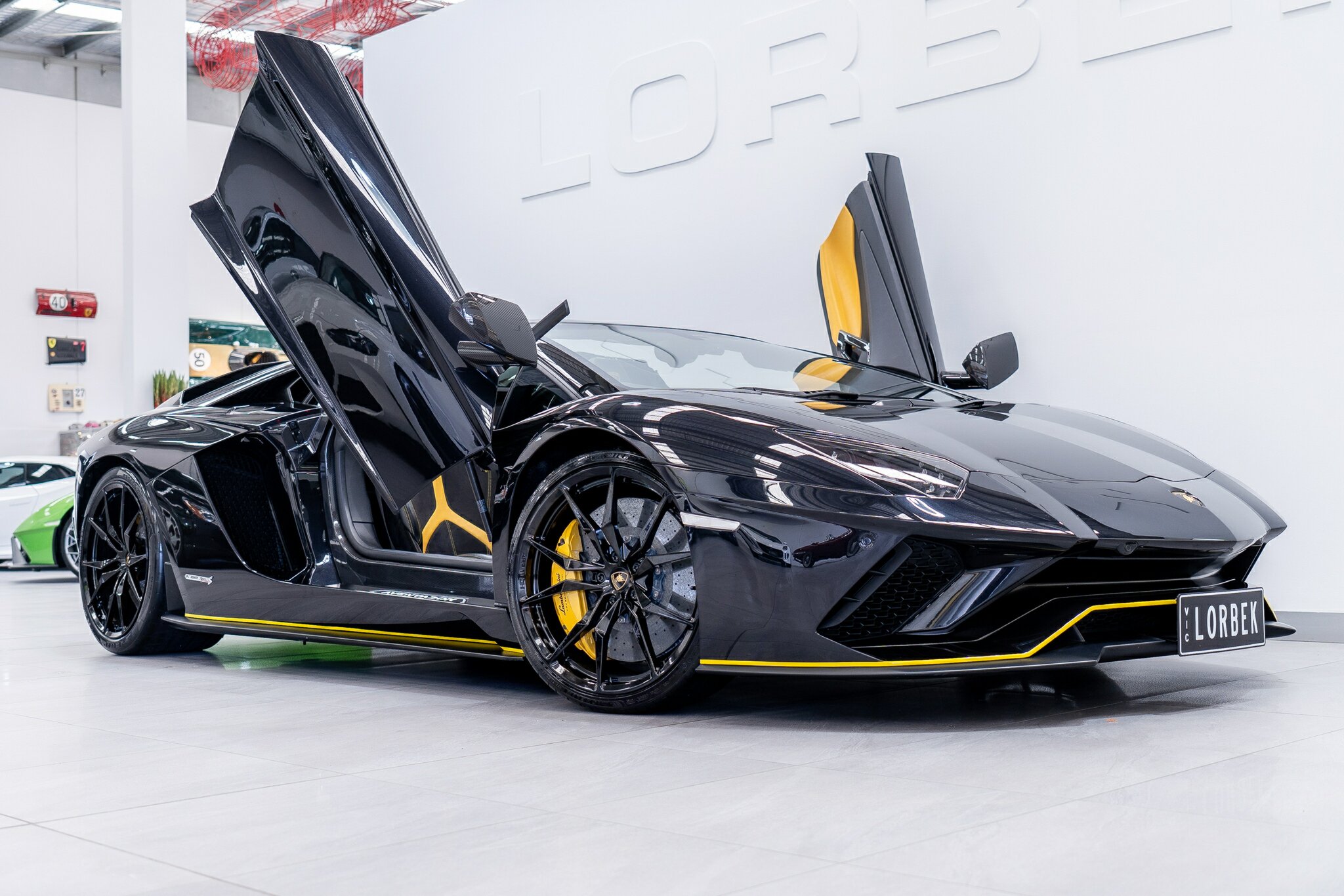 2018 lamborghini aventador my18 s 7 sp automatic 2d roadster