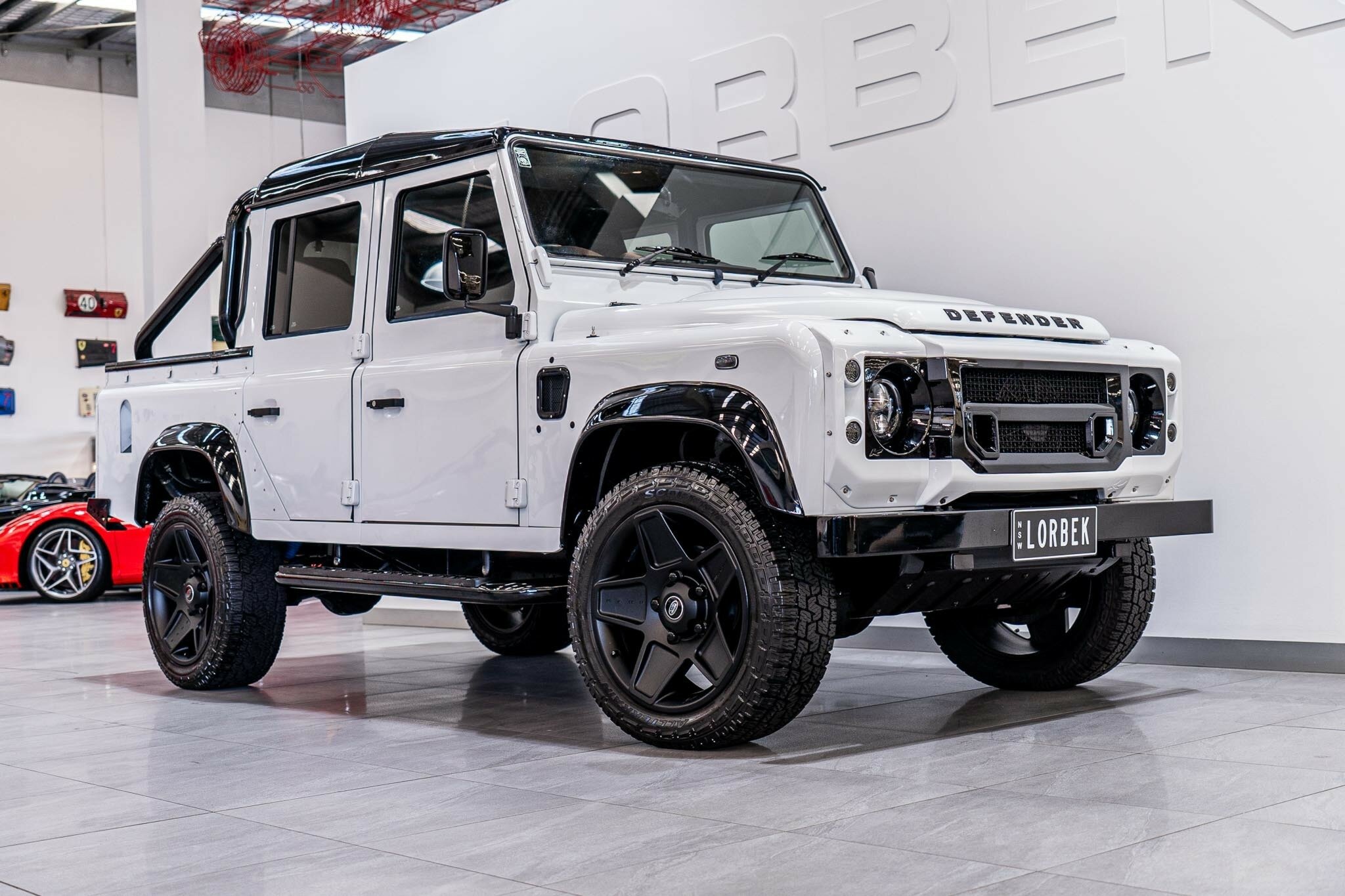 2012 land rover defender my11 110 (4x4) 6 sp manual 4d crew cab pickup