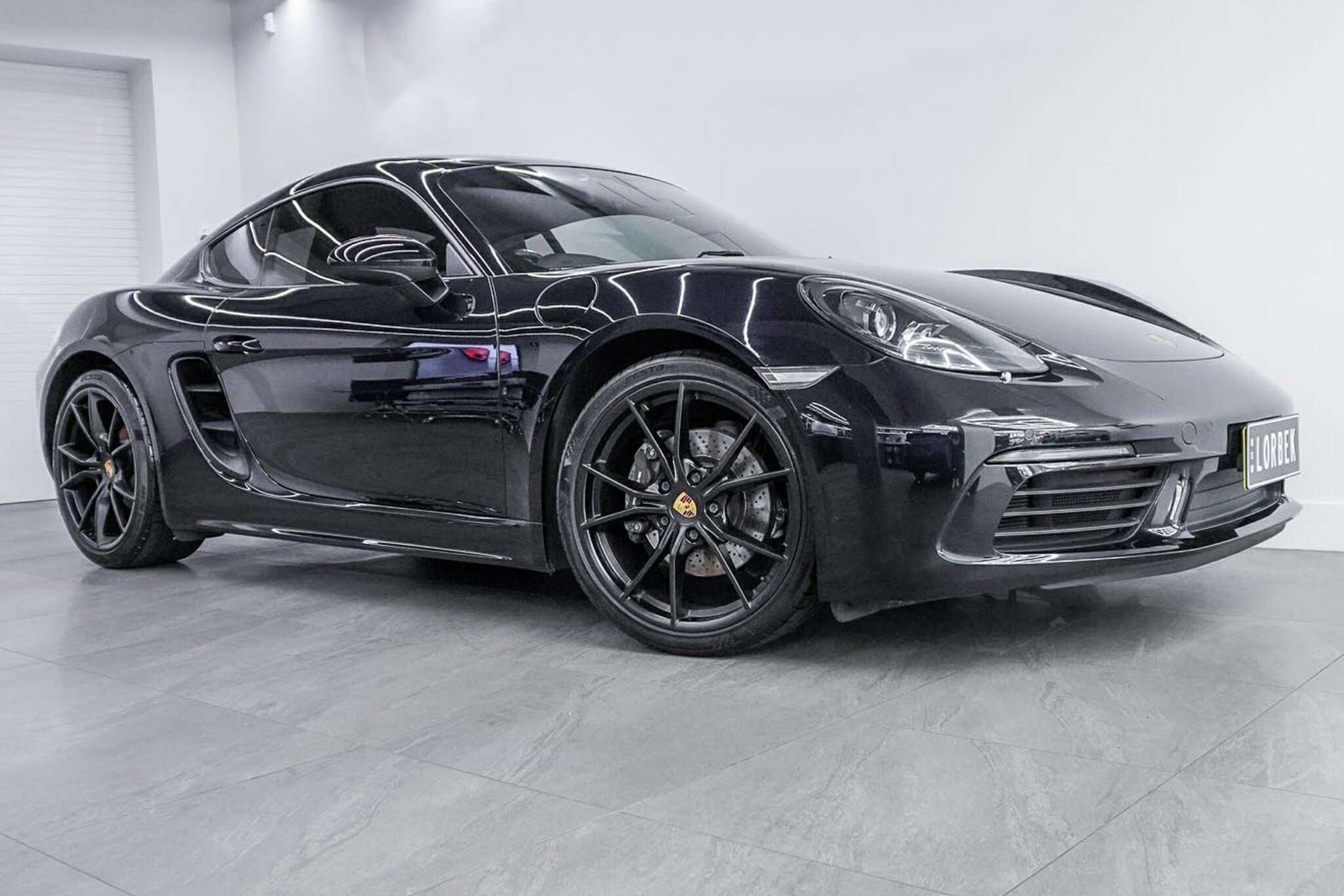 2019 porsche 718 982 my20 cayman 7 sp automatic 2d coupe